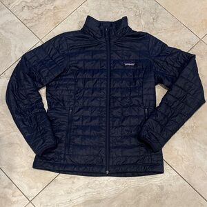 Patagonia Women's Nano Puff Navy Blue Jacket medium